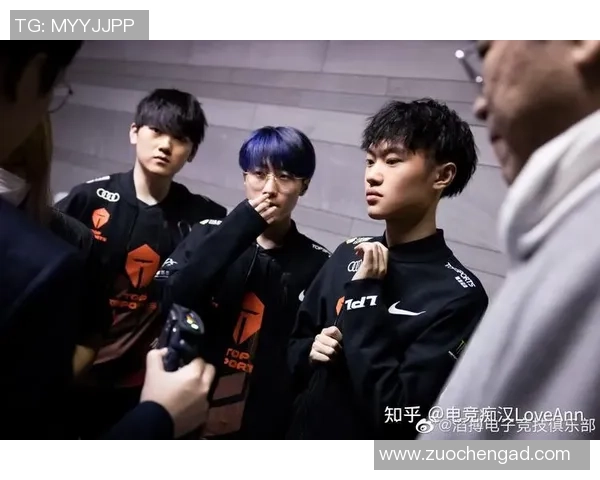 CSGO战术分析：深入探讨TES战队的团队配合与战术执行